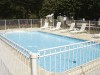 Estetyczny i bezpieczny basen i jego ogrodzenie – zasady projektowania