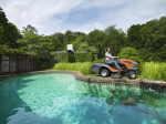 Jak wybrać traktor do pracy w ogrodzie